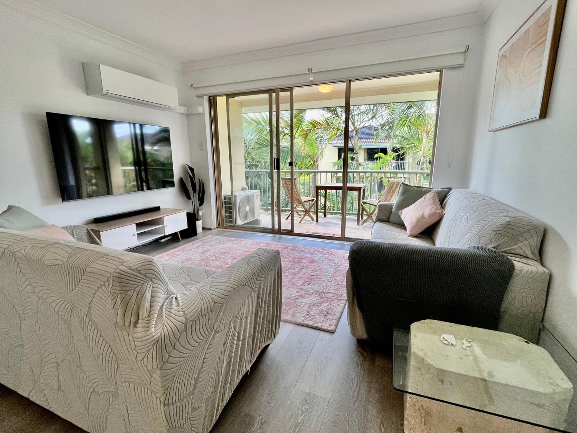 Bila Vista Kirra Beachside Apartments Gold Coast Exterior photo