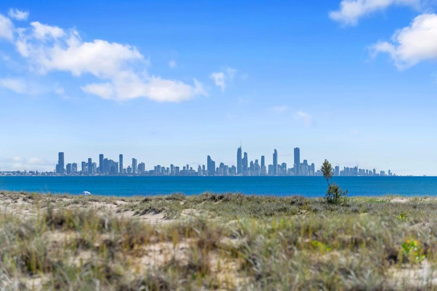 Bila Vista Kirra Beachside Apartments Gold Coast Exterior photo